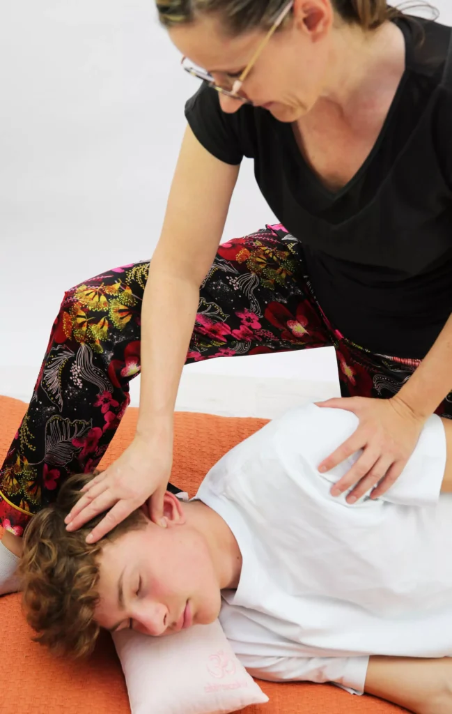 shiatsu sur tête chasselay